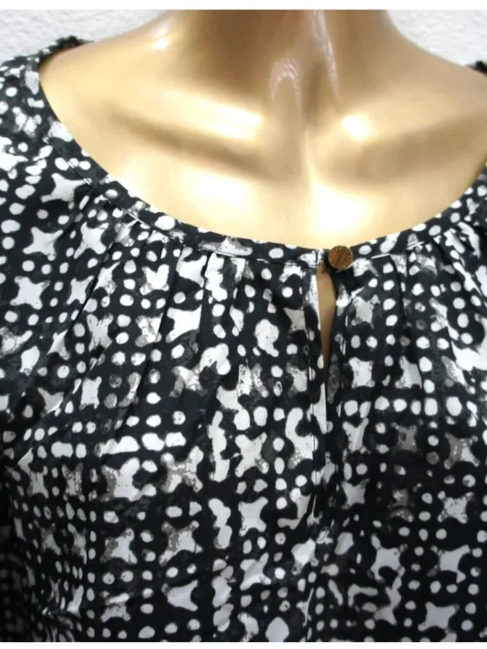 Michael Kors Black White Tab Sleeve Tunic size L NWOTS